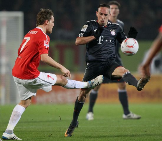 使得湖人始 使得湖人始